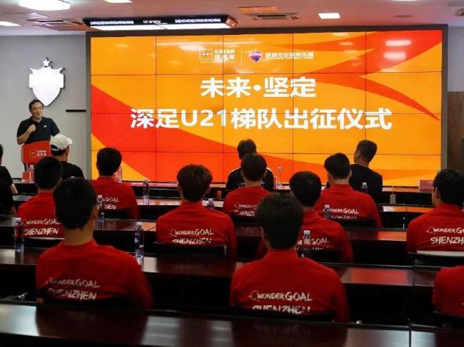 我在剧中扮演的人物叫本。